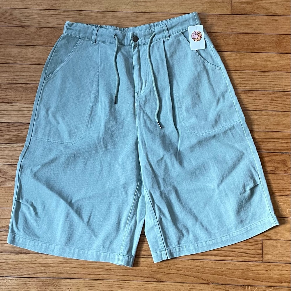 Women’s Baggy Shorts Culottes Blue Green Size Medium NWT